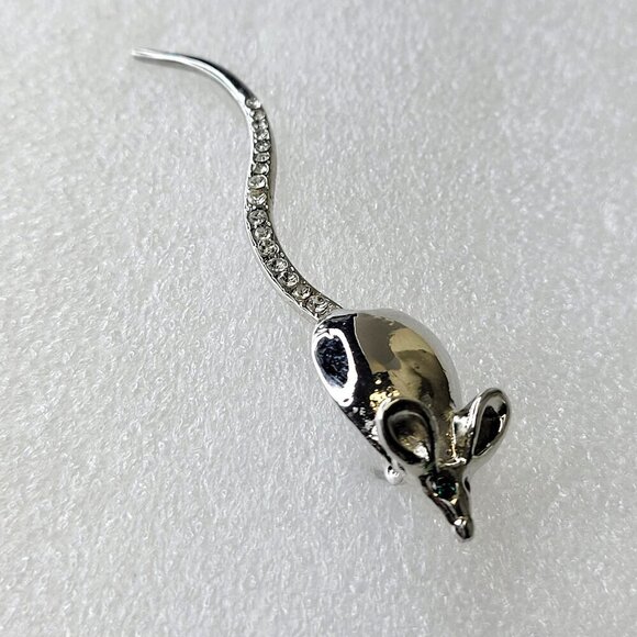 Silvertone Mouse Brooch Pin - Picture 1 of 8